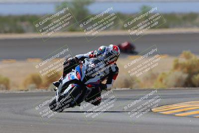 media/Oct-08-2022-SoCal Trackdays (Sat) [[1fc3beec89]]/Turn 14 (1050am)/